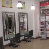 Metallbau_Krebs_Spiegelplatz_Friseureinrichtung.jpg